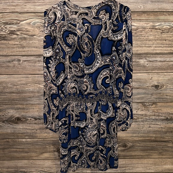WHBM Long-Sleeve Paisley Dress - Picture 4 of 12